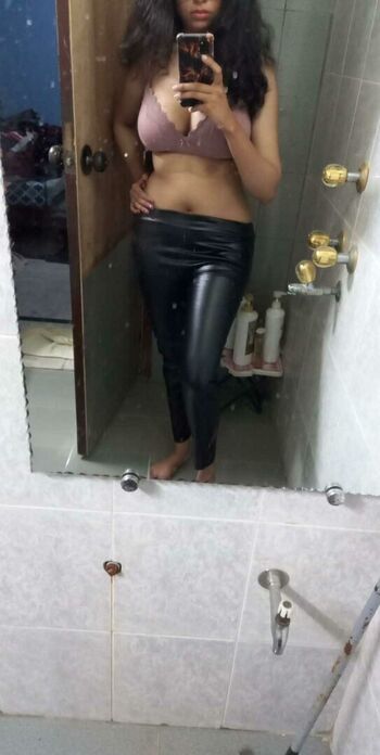 Full leaked Maryam ahmed private onlyfans photo