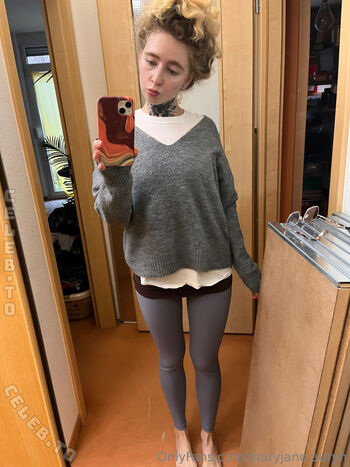 Full leaked Maryjaneauryn private onlyfans photo
