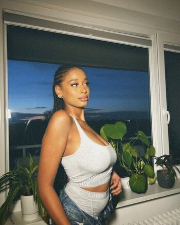 Full leaked Maryyyxlo page private onlyfans photo