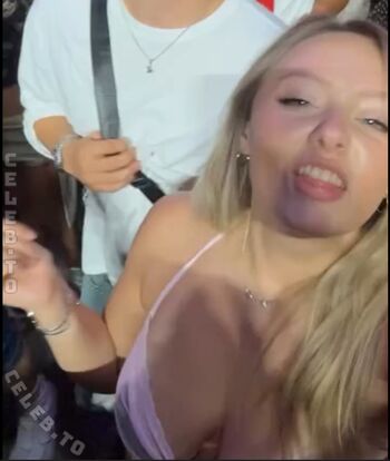 Full leaked Mashabk private onlyfans photo