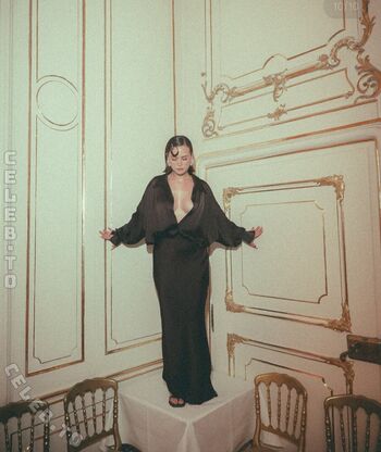 Full leaked Matheamatheamathea page private onlyfans photo