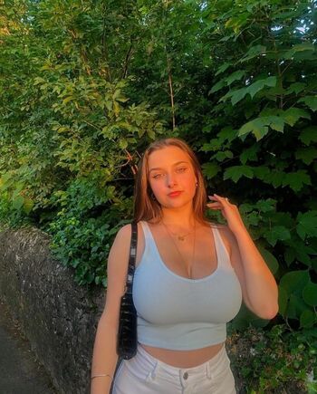 Full leaked Mathilde alln private onlyfans photo