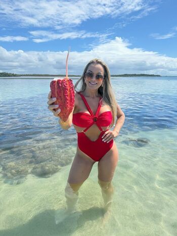 Full leaked Mature women page private onlyfans photo