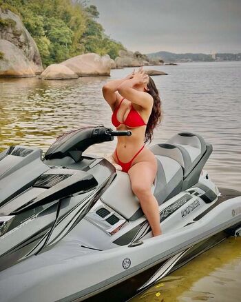 Full leaked Maviehulse private onlyfans photo