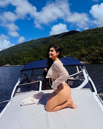 Full leaked Maviehulse private onlyfans photo