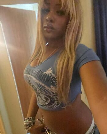 Full leaked Maxikyss private onlyfans photo