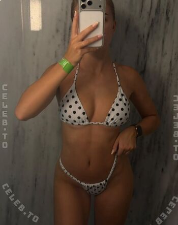 Full leaked Maxima mclk private onlyfans photo
