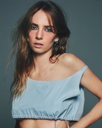 Full leaked Maya hawke private onlyfans photo