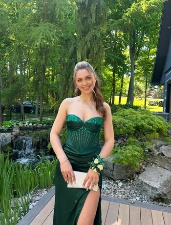 Full leaked Maya zaniewski private onlyfans photo