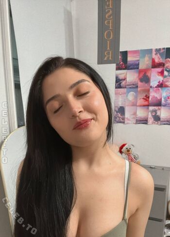 Full leaked Mayamax private onlyfans photo