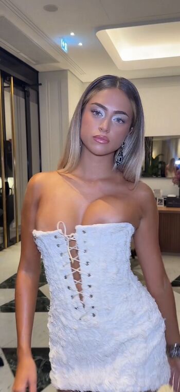 Full leaked Maybeshana private onlyfans photo
