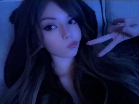 Full leaked Maybunny private onlyfans photo