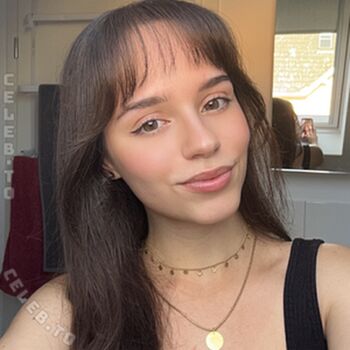 Full leaked Maylaiztv private onlyfans photo