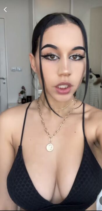 Full leaked Mayradiblasi private onlyfans photo