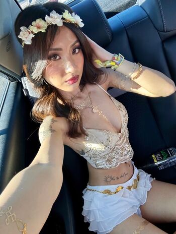 Full leaked Maysnow liu private onlyfans photo