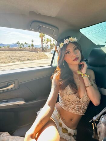 Full leaked Maysnow liu private onlyfans photo