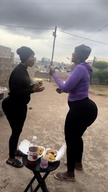 Full leaked Mazizi private onlyfans photo