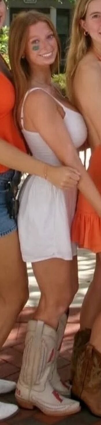 Full leaked Mccoy page private onlyfans photo