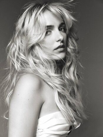 Full leaked Mckenna grace  page private onlyfans photo