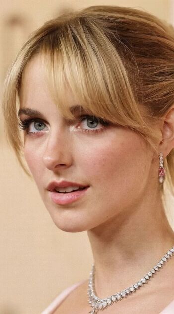 Full leaked Mckenna grace  page private onlyfans photo