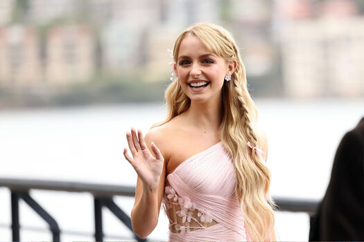 Full leaked Mckenna grace  page private onlyfans photo