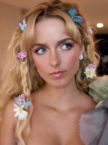 Full leaked Mckenna grace private onlyfans photo