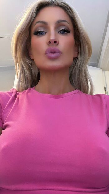 Full leaked Mckinzie roth private onlyfans photo