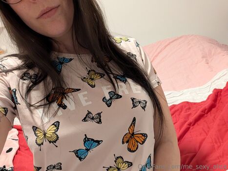 Full leaked Me sexy alice private onlyfans photo