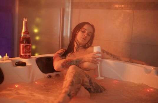 Full leaked Meeldiablesse private onlyfans photo