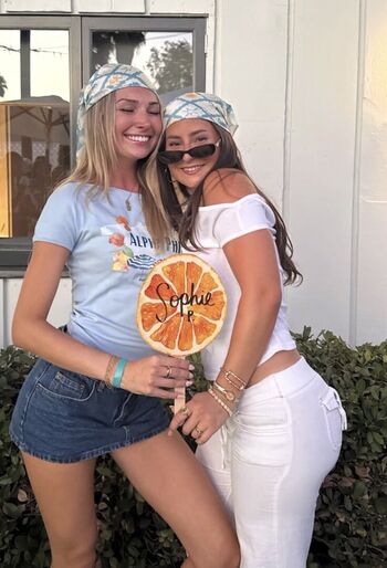 Full leaked Meena shahri private onlyfans photo