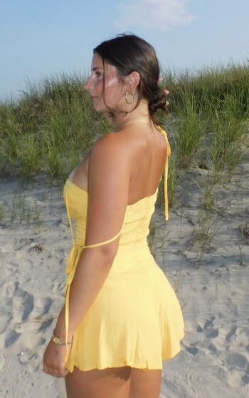 Full leaked Meena shahri private onlyfans photo