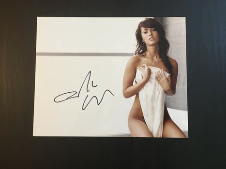 Full leaked Mega fox private onlyfans photo