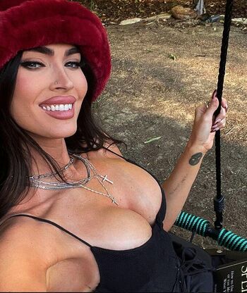 Full leaked Megan fox private onlyfans photo