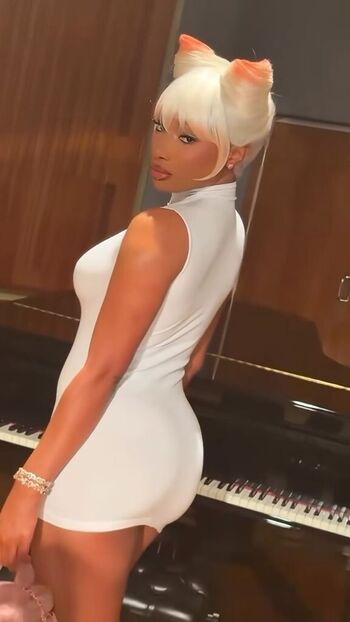 Full leaked Megan thee stallion  page private onlyfans photo
