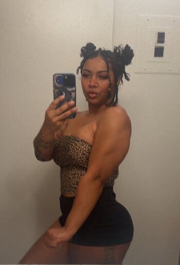 Full leaked Meganthesaiyan private onlyfans photo