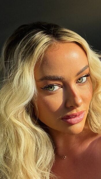 Full leaked Megojmac private onlyfans photo