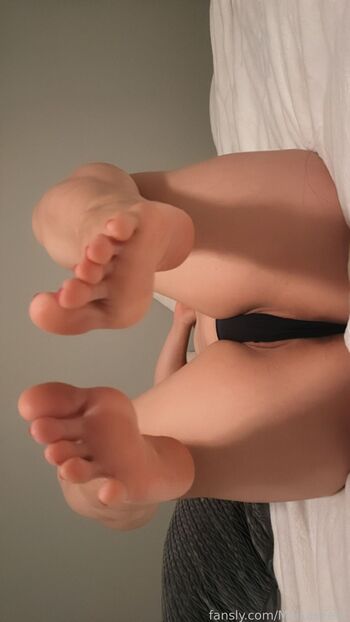 Full leaked Meileefeet private onlyfans photo