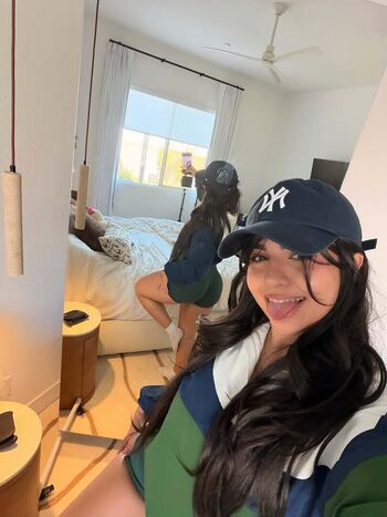 Full leaked Mel liftz private onlyfans photo