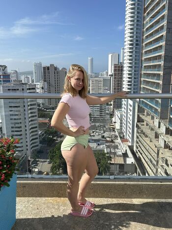 Full leaked Melanie el baghdadi  page private onlyfans photo