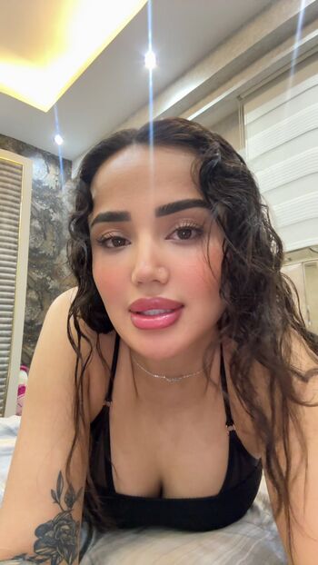 Full leaked Melekazad private onlyfans photo