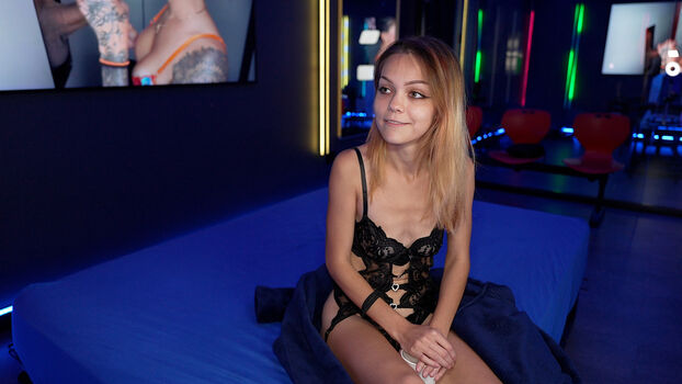 Full leaked Melia avelin private onlyfans photo