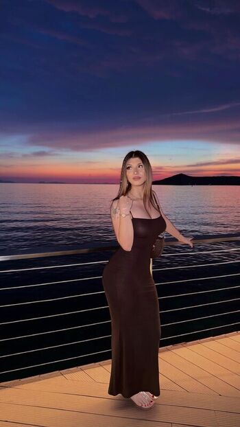 Full leaked Melisnoraaa private onlyfans photo