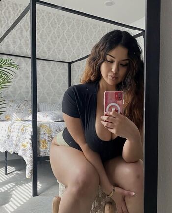 Full leaked Mellyjellyxo private onlyfans photo