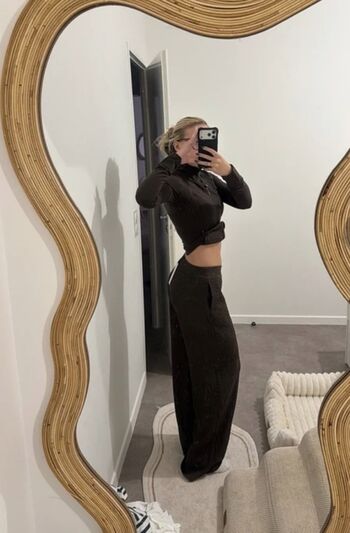 Full leaked Melodie apl private onlyfans photo