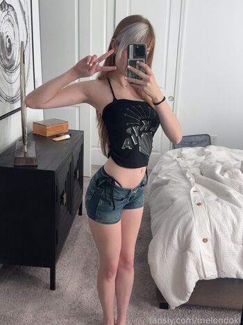 Full leaked Melondoki private onlyfans photo