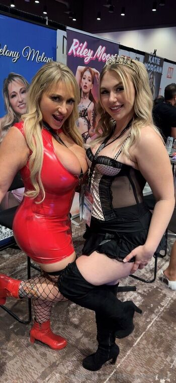 Full leaked Melonymelonsxxx private onlyfans photo