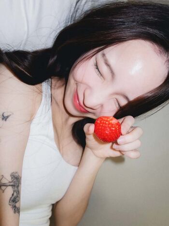 Full leaked Mena noona private onlyfans photo