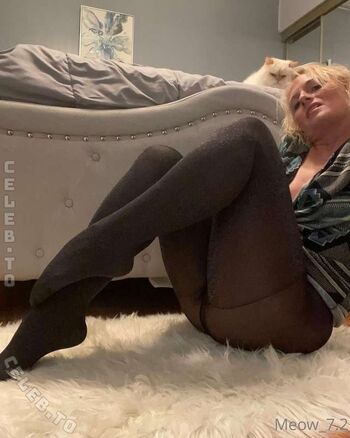 Full leaked Meow page private onlyfans photo