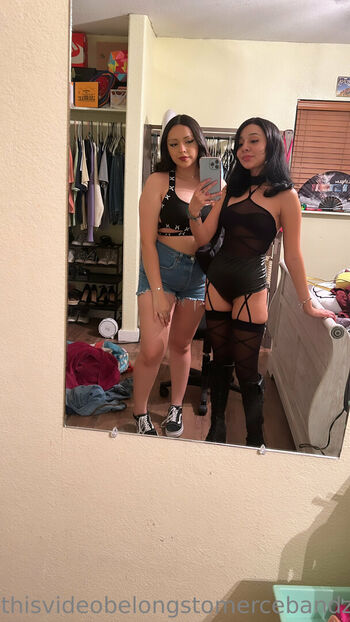 Full leaked Mercebandz private onlyfans photo