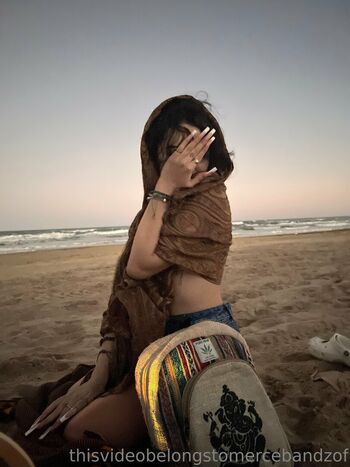 Full leaked Mercebandz private onlyfans photo